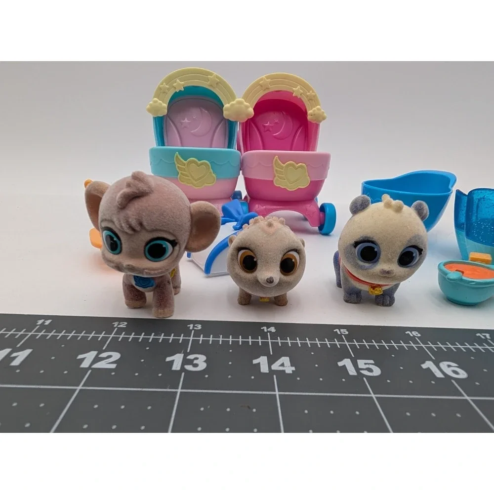 Disney Junior‎ TOTS Surprise Babies Nursery Care Figures Lot